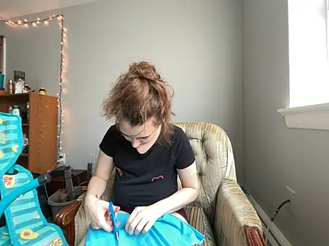 Snowbunnycake 131 online show from 07/28/26, 06:31