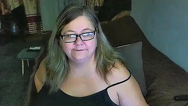 sex2 online show from 02/18/26, 09:00