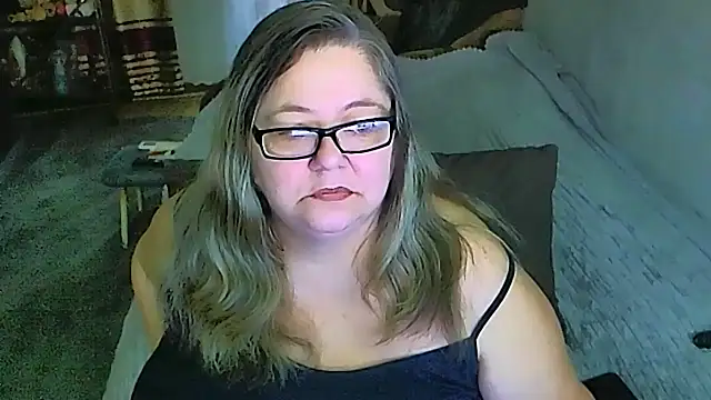 Snapshot of sex2 chatting on 05/23/26, 01:33 sex2 online show from 05/23/26, 01:33