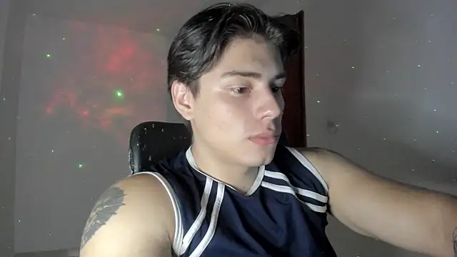 Snapshot of Giordano_Russo chatting on 09/23/25, 05:21 Giordano Russo online show from 09/23/25, 05:21