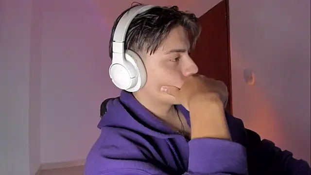 Snapshot of Giordano_Russo chatting on 01/05/26, 09:51 Giordano Russo online show from 01/05/26, 09:51