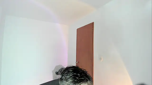 Snapshot of Giordano_Russo chatting on 01/12/26, 06:02 Giordano Russo online show from 01/12/26, 06:02