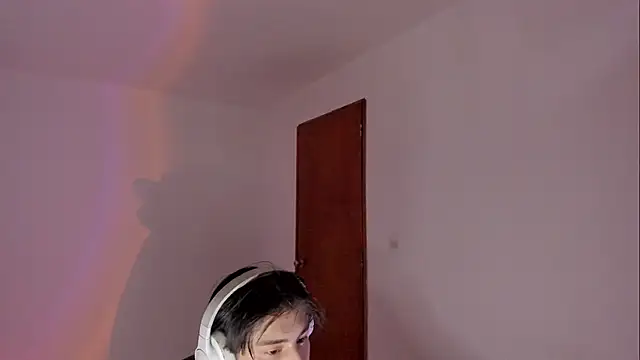 Snapshot of Giordano_Russo chatting on 02/25/26, 09:02 Giordano Russo online show from 02/25/26, 09:02