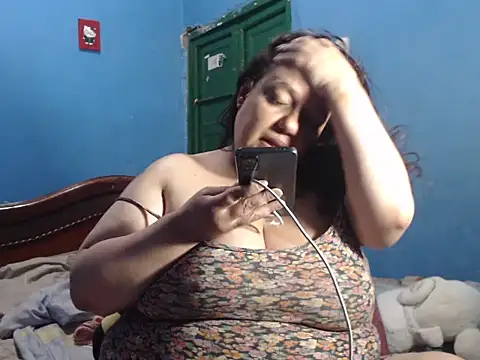 Snapshot of Lauren_baby chatting on 07/01/26, 11:59 Lauren baby online show from 07/01/26, 11:59