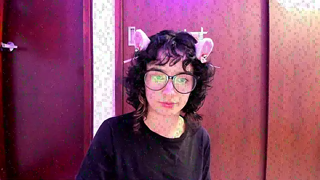  Lunnaa  online show from 11/07/25, 12:32