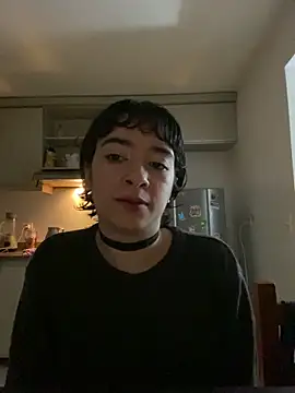 Snapshot of _Lunnaa_ chatting on 05/02/26, 01:32 Lunnaa online show from 05/02/26, 01:32