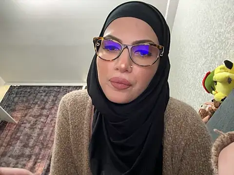 GumusGuray online show from 02/28/25, 12:52