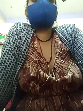 Snapshot of maahi-satva chatting on 10/30/25, 09:11 maahi-satva online show from 10/30/25, 09:11