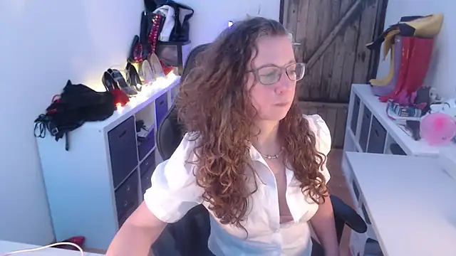 Snapshot of GeilesLuder75 chatting on 03/30/26, 03:46 GeilesLuder75 online show from 03/30/26, 03:46