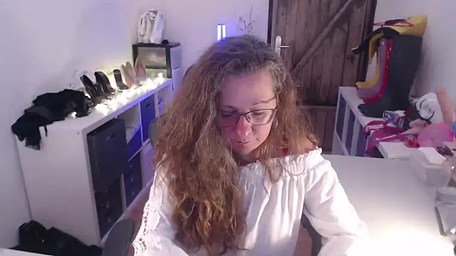 Snapshot of GeilesLuder75 chatting on 05/11/26, 04:04 GeilesLuder75 online show from 05/11/26, 04:04