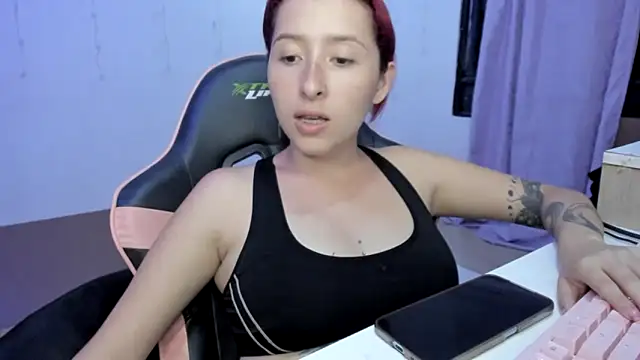 Snapshot of Ginger_Sweetty chatting on 01/16/25, 12:45 Ginger Sweetty online show from 01/16/25, 12:45