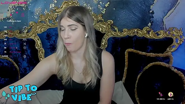 CassandraGood online show from 01/04/25, 01:21