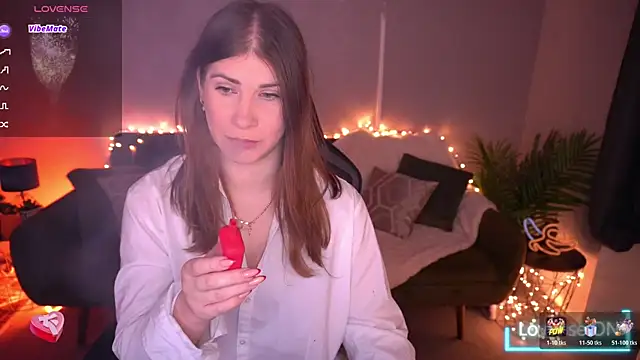 Snapshot of CassandraGood chatting on 02/05/26, 07:46 CassandraGood online show from 02/05/26, 07:46