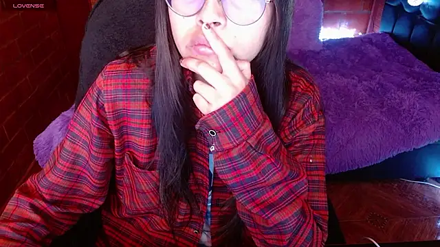 Snapshot of MidoriQuiinn chatting on 03/21/26, 02:20 MidoriQuiinn online show from 03/21/26, 02:20