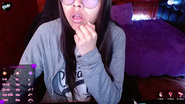 Snapshot of MidoriQuiinn chatting on 03/31/26, 02:17 MidoriQuiinn online show from 03/31/26, 02:17