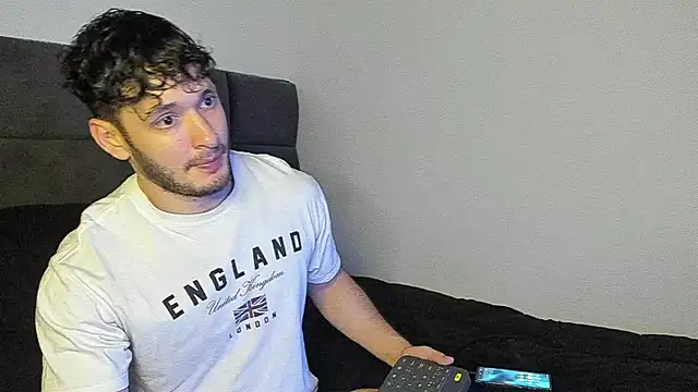 alejandro  2 online show from 12/03/25, 08:29