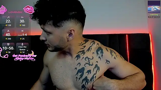 Snapshot of alejandro__2 chatting on 02/12/26, 04:02 alejandro 2 online show from 02/12/26, 04:02