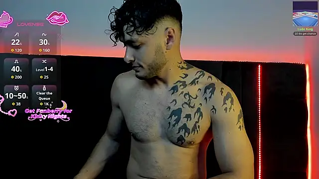 Snapshot of alejandro__2 chatting on 03/27/26, 08:41 alejandro 2 online show from 03/27/26, 08:41