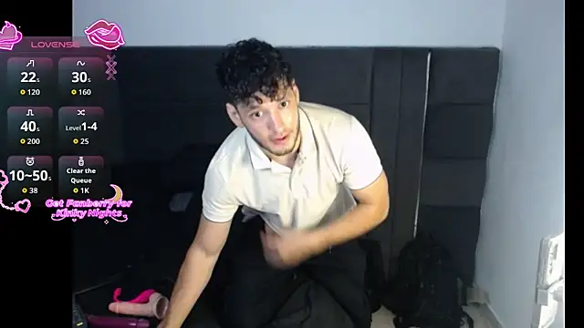 Snapshot of alejandro__2 chatting on 04/08/26, 06:41 alejandro 2 online show from 04/08/26, 06:41