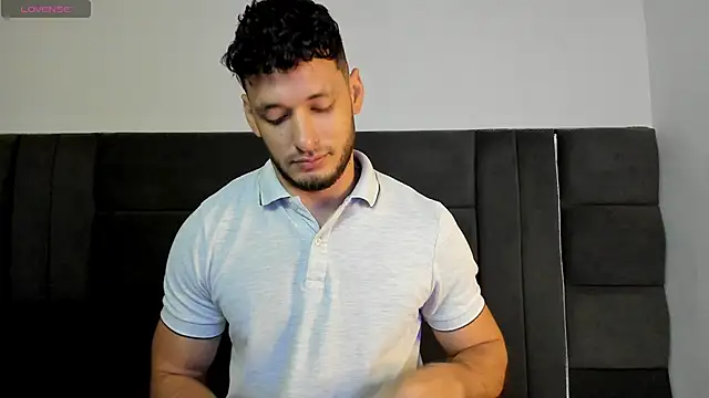 Snapshot of alejandro__2 chatting on 04/15/26, 06:15 alejandro 2 online show from 04/15/26, 06:15