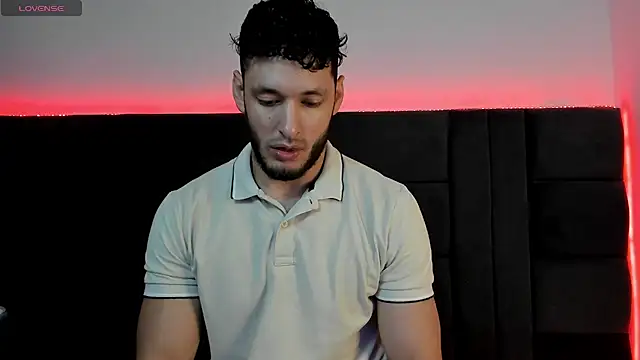 Snapshot of alejandro__2 chatting on 04/25/26, 04:59 alejandro 2 online show from 04/25/26, 04:59