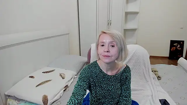 Snapshot of aminalive chatting on 12/03/25, 07:01 aminalive online show from 12/03/25, 07:01