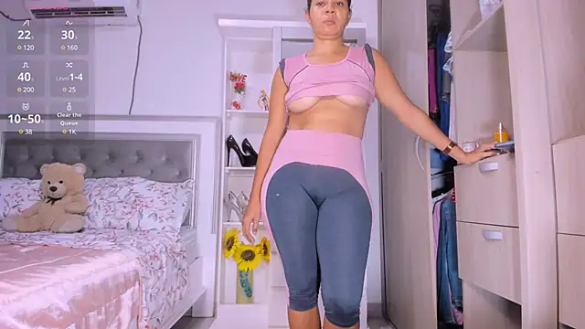 sharonDulce online show from 03/19/25, 02:05