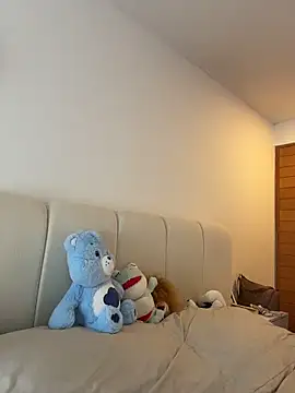 Snapshot of oriana_zoeee chatting on 03/19/26, 10:36 oriana zoeee online show from 03/19/26, 10:36