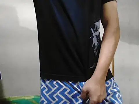 valyriansteel2 online show from 10/26/25, 09:04