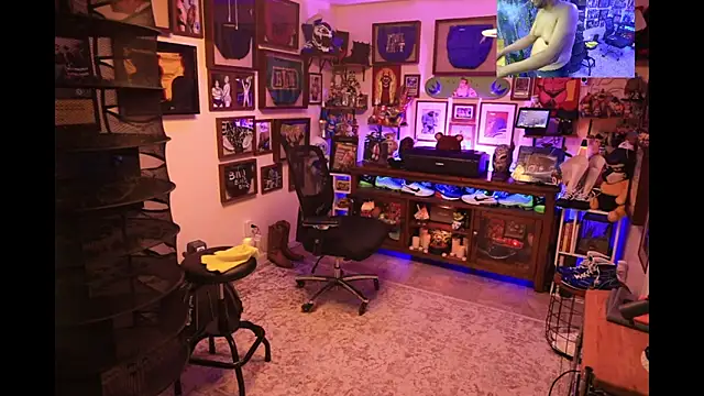 Briefs bud online show from 01/05/25, 06:02