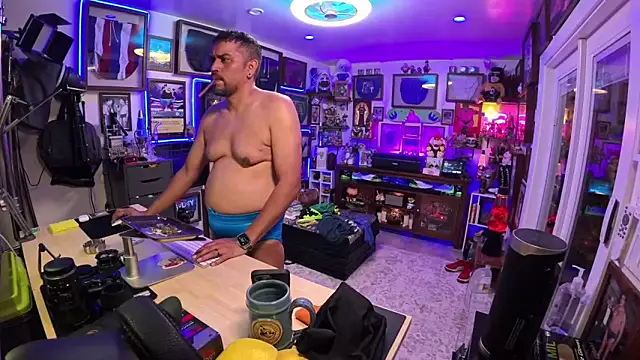 Briefs bud online show from 02/15/26, 03:36