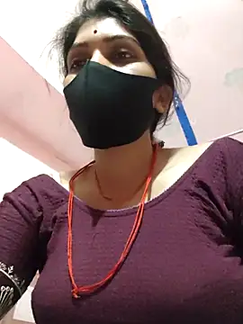 Snapshot of Your_chahat chatting on 04/01/26, 10:40 Your chahat online show from 04/01/26, 10:40