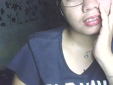 Snapshot of lovely_samxxx24 chatting on 12/16/24, 11:39 lovely samxxx24 online show from 12/16/24, 11:39