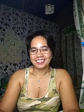 Snapshot of lovely_samxxx24 chatting on 10/03/25, 08:06 lovely samxxx24 online show from 10/03/25, 08:06