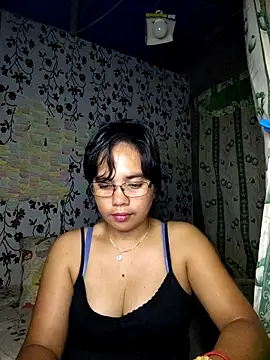 Snapshot of lovely_samxxx24 chatting on 10/09/25, 05:49 lovely samxxx24 online show from 10/09/25, 05:49