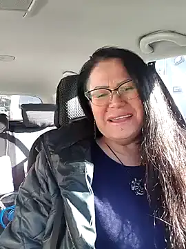 Snapshot of x__KHALEESI__x chatting on 01/14/25, 11:53 x KHALEESI x online show from 01/14/25, 11:53