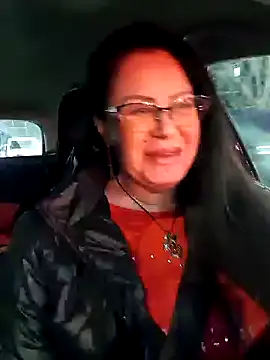 Snapshot of x__KHALEESI__x chatting on 01/16/25, 03:35 x KHALEESI x online show from 01/16/25, 03:35