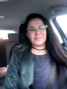 Snapshot of x__KHALEESI__x chatting on 01/24/25, 03:02 x KHALEESI x online show from 01/24/25, 03:02