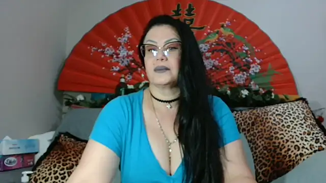x  KHALEESI  x online show from 06/06/26, 06:56