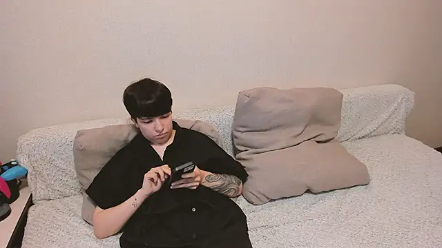 Snapshot of secret_dreams__ chatting on 07/05/26, 08:54 secret dreams online show from 07/05/26, 08:54
