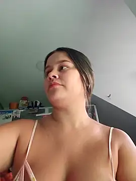 sweet lucia online show from 12/01/25, 02:11