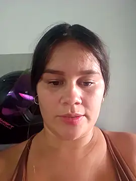 sweet lucia online show from 02/16/26, 10:06