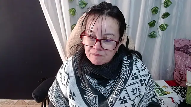 Snapshot of Sonialorens_ chatting on 12/03/24, 09:56 Sonialorens  online show from 12/03/24, 09:56