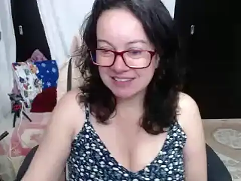 Snapshot of Sonialorens_ chatting on 12/24/24, 11:49 Sonialorens  online show from 12/24/24, 11:49
