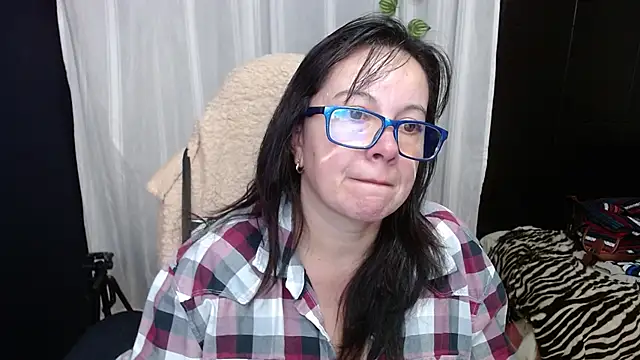 Snapshot of Sonialorens_ chatting on 01/17/25, 08:44 Sonialorens  online show from 01/17/25, 08:44