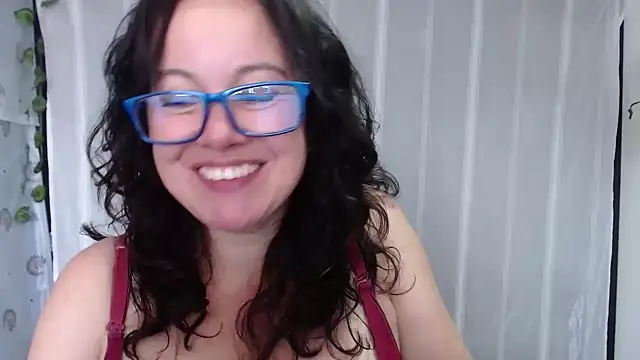 Snapshot of Sonialorens_ chatting on 01/21/25, 06:12 Sonialorens  online show from 01/21/25, 06:12