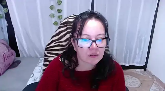 Snapshot of Sonialorens_ chatting on 02/05/25, 03:09 Sonialorens  online show from 02/05/25, 03:09