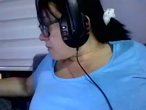 Snapshot of Sonialorens_ chatting on 02/16/25, 01:36 Sonialorens  online show from 02/16/25, 01:36