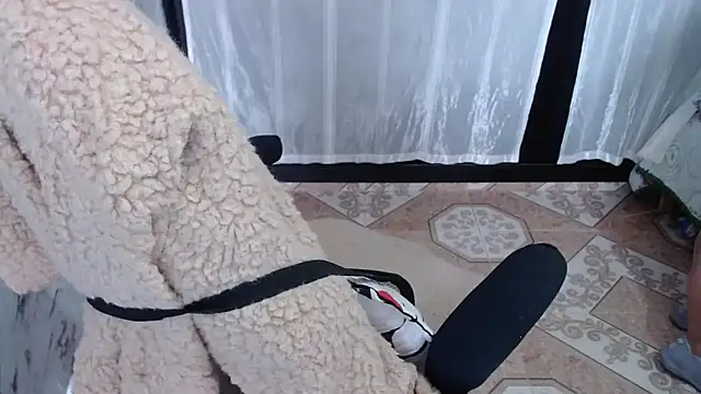 Snapshot of Sonialorens_ chatting on 03/17/25, 04:33 Sonialorens  online show from 03/17/25, 04:33