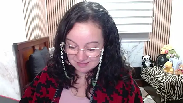 Sonialorens  online show from 04/29/26, 03:38